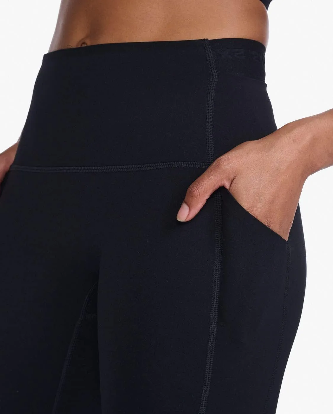 2XU Women's Form Stash Hi-Rise Compression Tight - Performance Activewear for Training, Improved Recovery - Black/Black