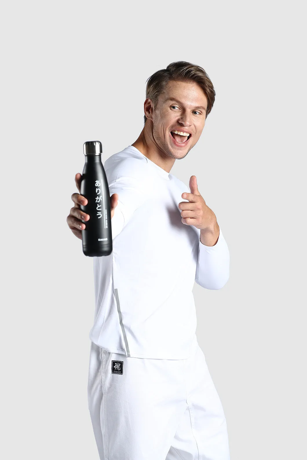 ARIGATOUGOZAIMASU INSULATED WATER BOTTLE