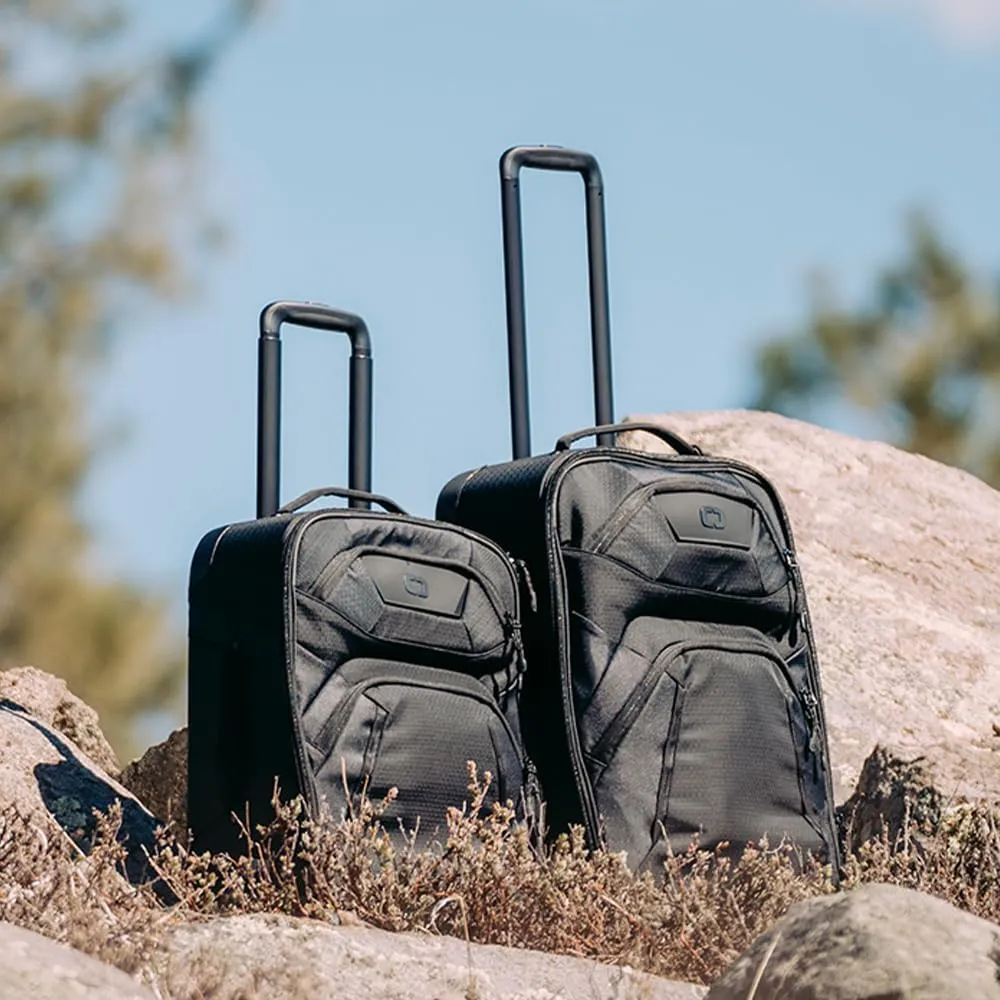 OGIO Renegade 26" 4 Wheeled Spinner, Black