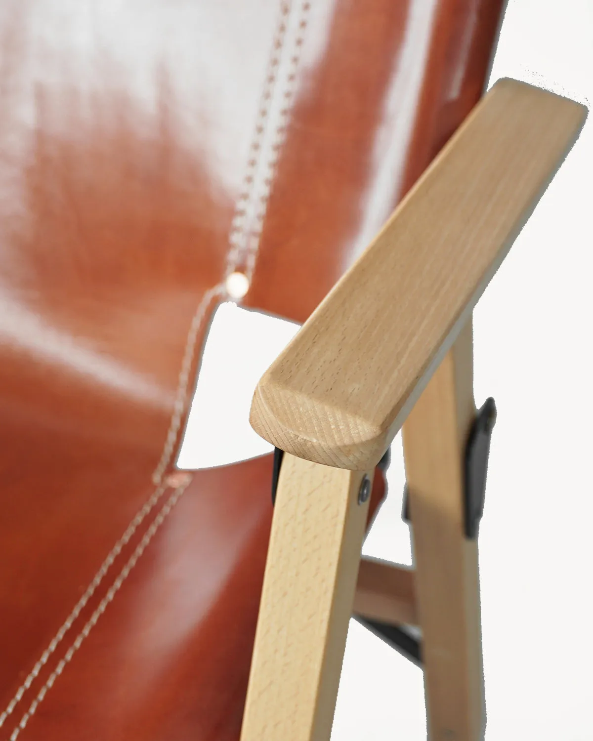 OGL-OD-WD-CHAIR-V2 - 'Only Good Life' Kermit Outdoor Folding Camp Chair - Tan Leather