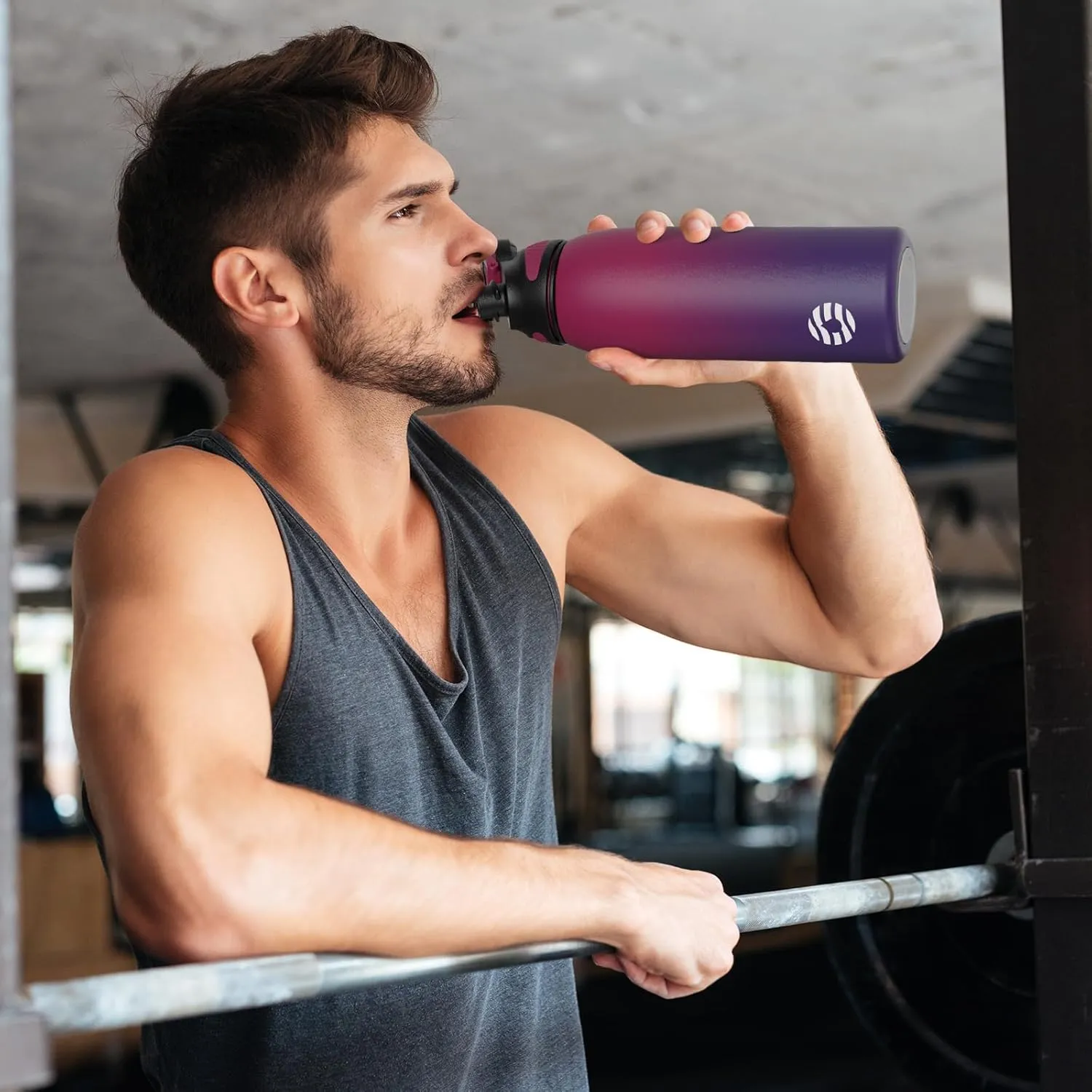 Stainless Steel Insulated Sports Water Bottle 32oz, BPA-Free, Double-Wall Vacuum, Magnetic Cap, No Straw, Cup Brush Included - Ideal Thermos for School, Fitness, and Outdoor Activities