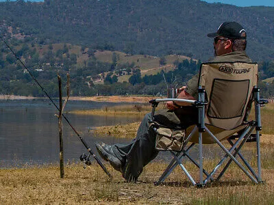 Touring Camp Chair With Side Table