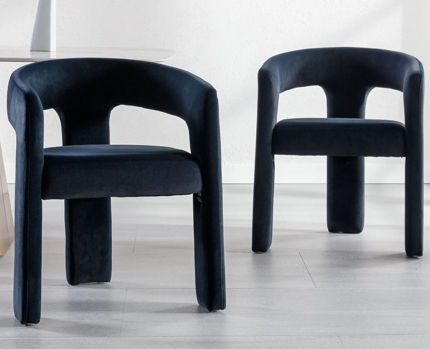 VESCASA Velvet Barrel Dining Chair with Open-Back, Upholstered Modern Accent Side Armchair with 3 Legs for Kitchen/Dining Room/Living Room, 1 Chair, Black