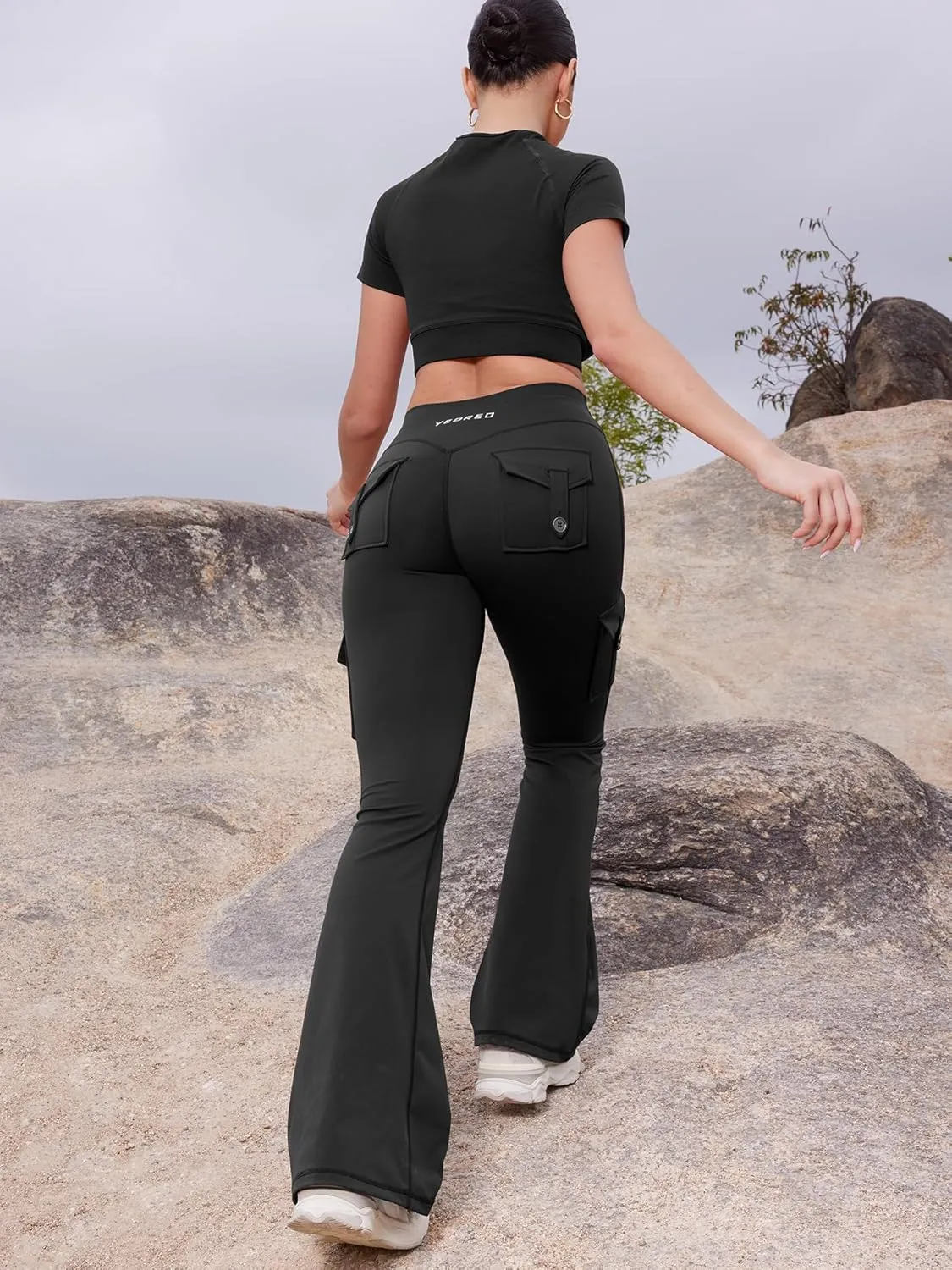 YEOREO Women Workout Flare Leggings with Pockets Hidden Scrunch High Waisted Cargo Gym Yoga No Front Seam Leggings