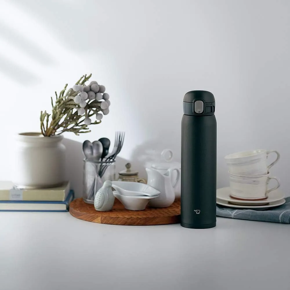 Zojirushi SM-WA60-BA Water Bottle, One-Touch Stainless Steel Mug, Seamless 0.60L Black